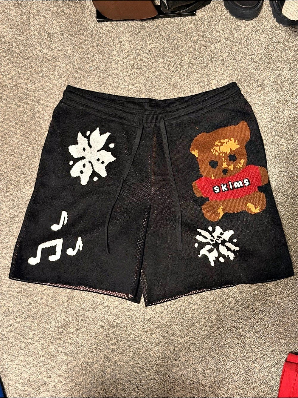 SKIMS Cotton Rib Boxer Short Graphic Athletic Shorts in Black & Red Size Small